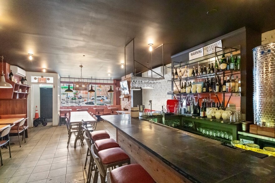 338 Hamilton Ave, Brooklyn, NY to rent - Building Photo - Image 3 of 15