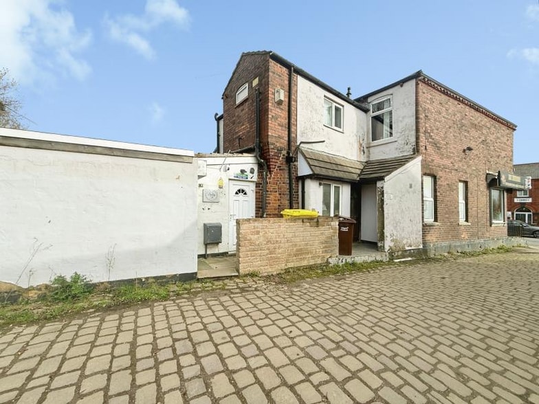 267 Wigan Rd, Wigan to rent - Building Photo - Image 3 of 5