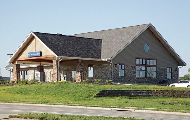 More details for 8380 Old Cheney Rd, Lincoln, NE - Retail to Rent