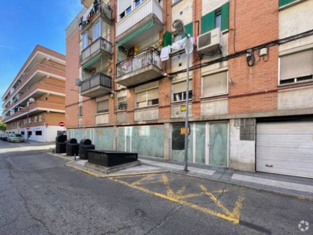 Calle Hernán Cortés, 12, Majadahonda, MAD 28220 - Unit Puerta 01, Esc. E - - Interior Photo - Image 2 of 21