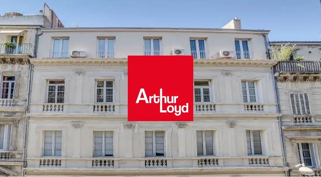 Office in Marseille to rent Building Photo- Image 1 of 6