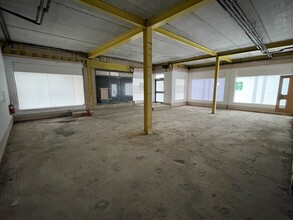 The Broadway, Thatcham for rent Interior Photo- Image 2 of 2