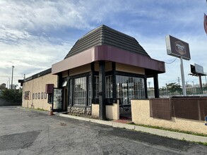 5960 Crenshaw Blvd, Los Angeles, CA for rent Building Photo- Image 1 of 25