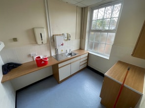 47 North Rd, Retford to rent Interior Photo- Image 1 of 4