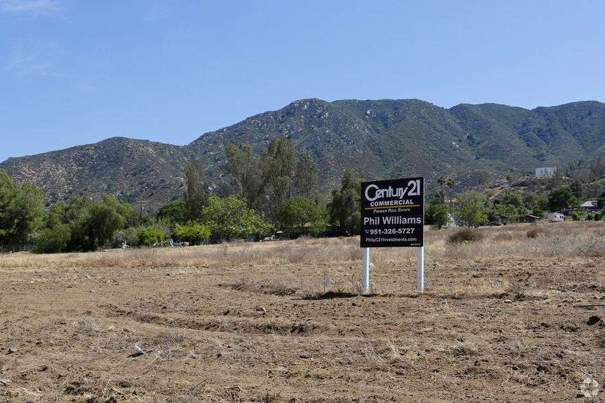 17035 Grand Ave, Lake Elsinore, CA for sale - Primary Photo - Image 1 of 1