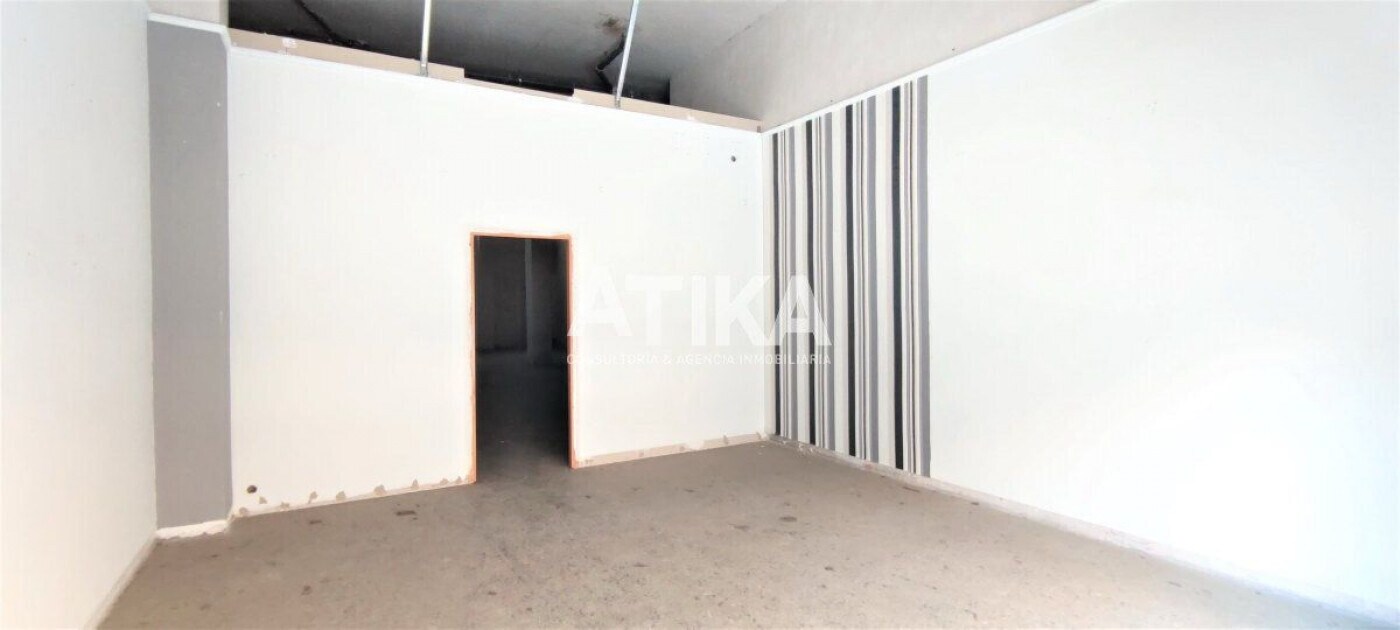 Retail in Ontinyent, Valencia to rent Interior Photo- Image 1 of 8
