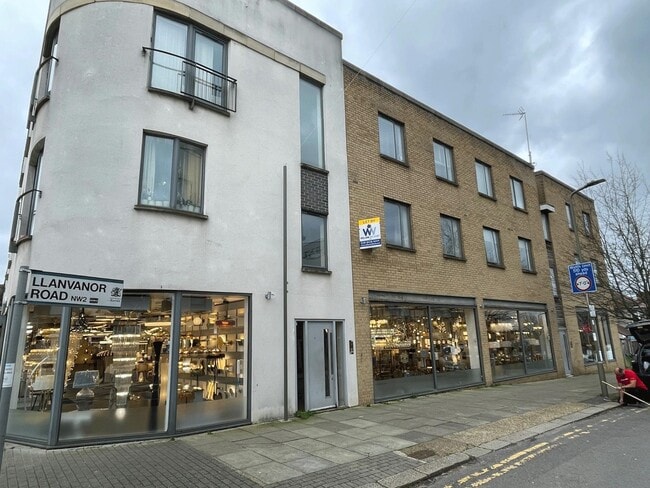 More details for 759 Finchley Rd, London - Retail to Rent
