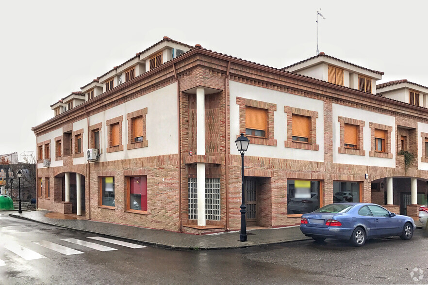 Calle San Roque, 1, Valdetorres de Jarama, Madrid for sale - Primary Photo - Image 1 of 2