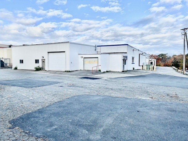 207 Highland Ave, Salem, MA to rent Building Photo- Image 1 of 10