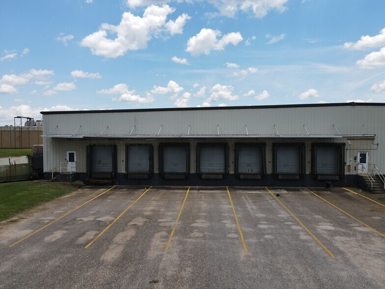 78 Plant Dr, Monroeville, AL for sale - Building Photo - Image 3 of 17