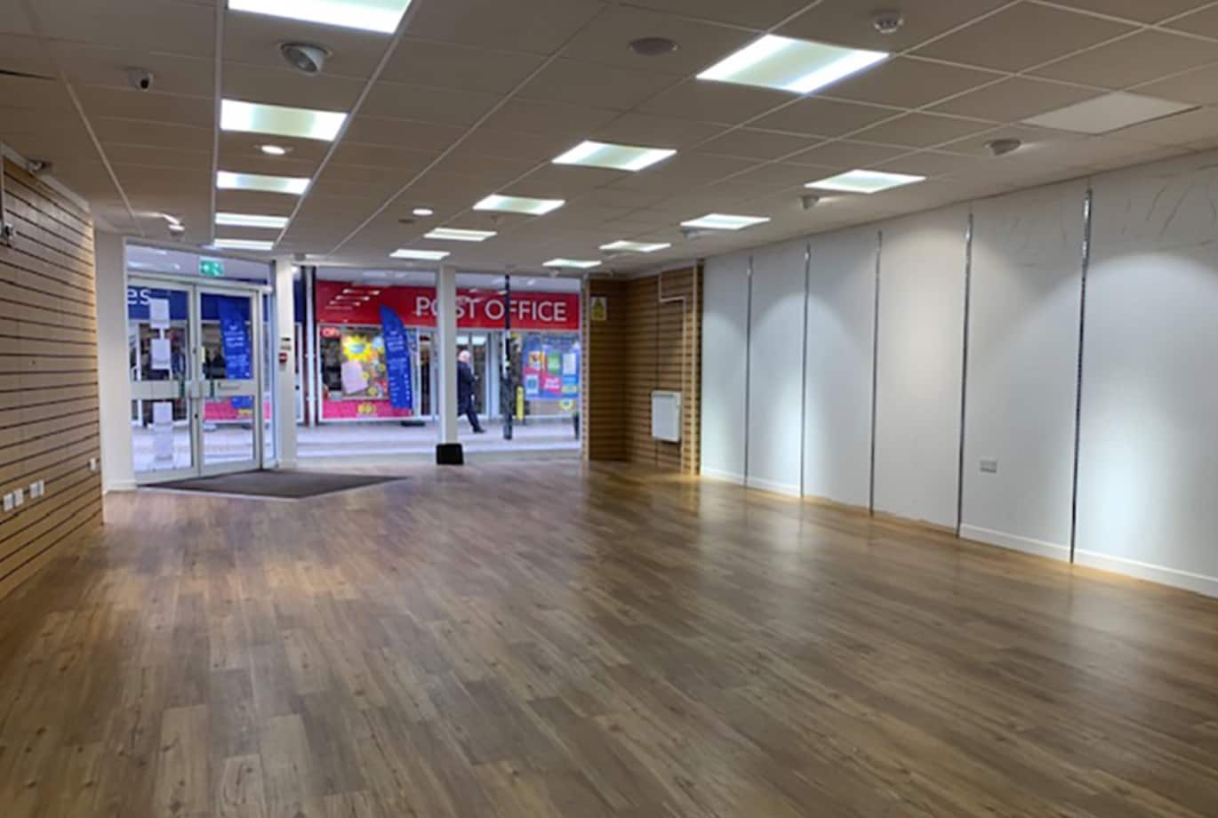 26-30 Chapel St, Exmouth to rent Interior Photo- Image 1 of 1