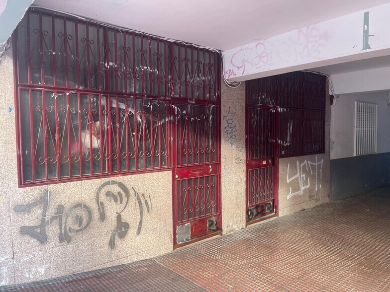 Portfolio of 2 properties for sale on LoopNet.co.uk - Building Photo - Image 2 of 3