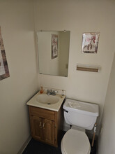 165 E Union St, Newark, NY for rent Interior Photo- Image 2 of 8