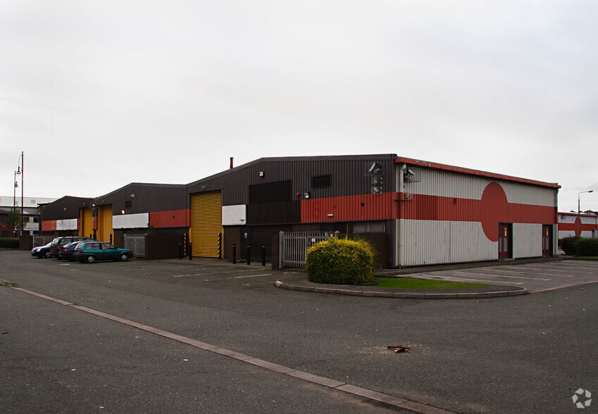 Sandon Way, Liverpool for sale - Primary Photo - Image 1 of 1