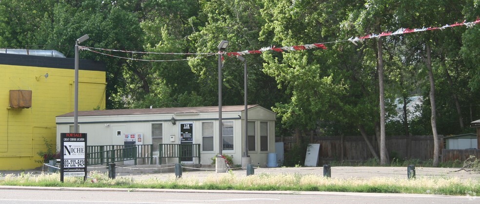 128 3rd Ave, Longmont, CO for rent - Primary Photo - Image 1 of 8