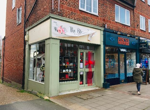 42 The Broadway, Epsom to rent Primary Photo- Image 1 of 3