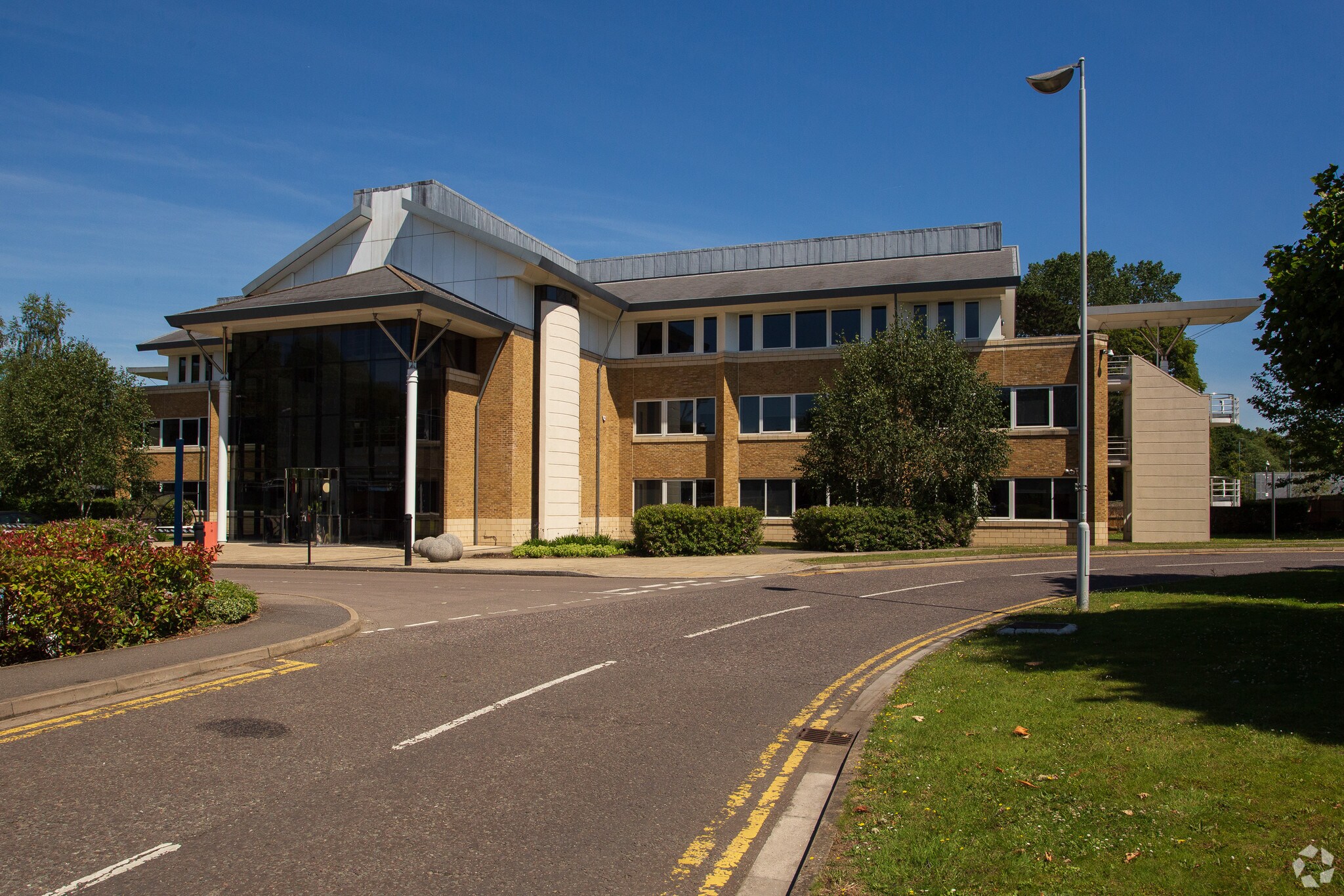 Dashwood Lang Rd, Addlestone for sale Primary Photo- Image 1 of 1