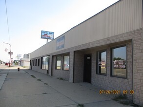 24526-24530 Van Dyke Ave, Center Line, MI for sale Building Photo- Image 1 of 1