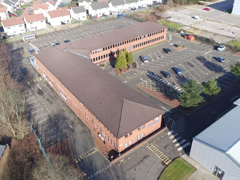 Old Govan Rd, Renfrew to rent - Building Photo - Image 2 of 4