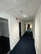 49 Warrington St, Ashton Under Lyne to rent Interior Photo- Image 1 of 4