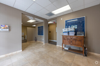 2905 Lake East Dr, Las Vegas, NV for rent Interior Photo- Image 1 of 13