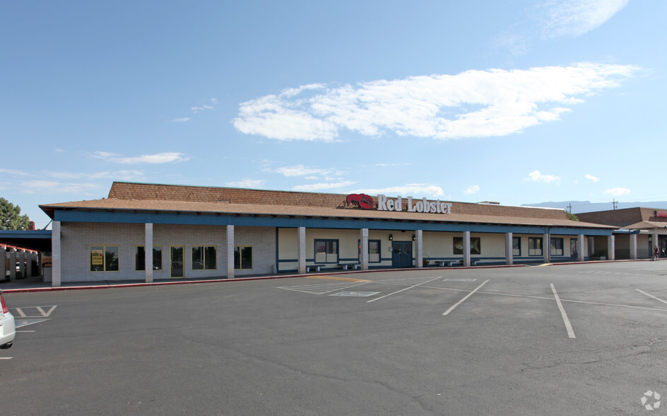 5501-5555 Montgomery Blvd NE, Albuquerque, NM for sale - Primary Photo - Image 1 of 1