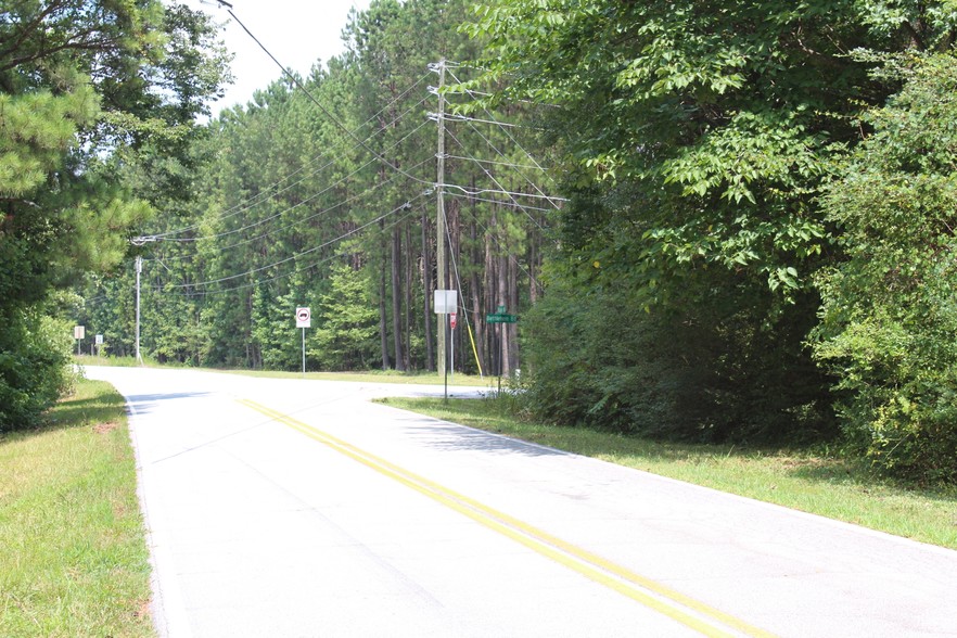 Cascade Palmetto Highway & Ridge Rd, Fairburn, GA for sale - Primary Photo - Image 1 of 1