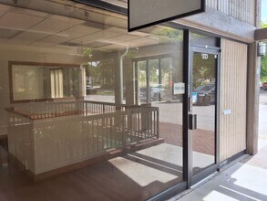 7041-7111 W Commercial Blvd, Tamarac, FL to rent Building Photo- Image 2 of 11