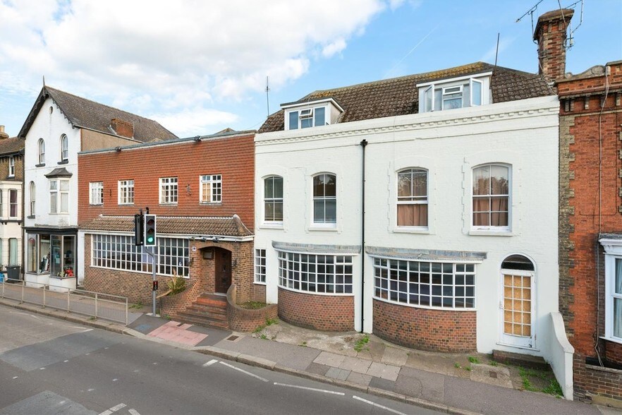 4955 Canterbury Rd, Whitstable, CT5 4HH UK