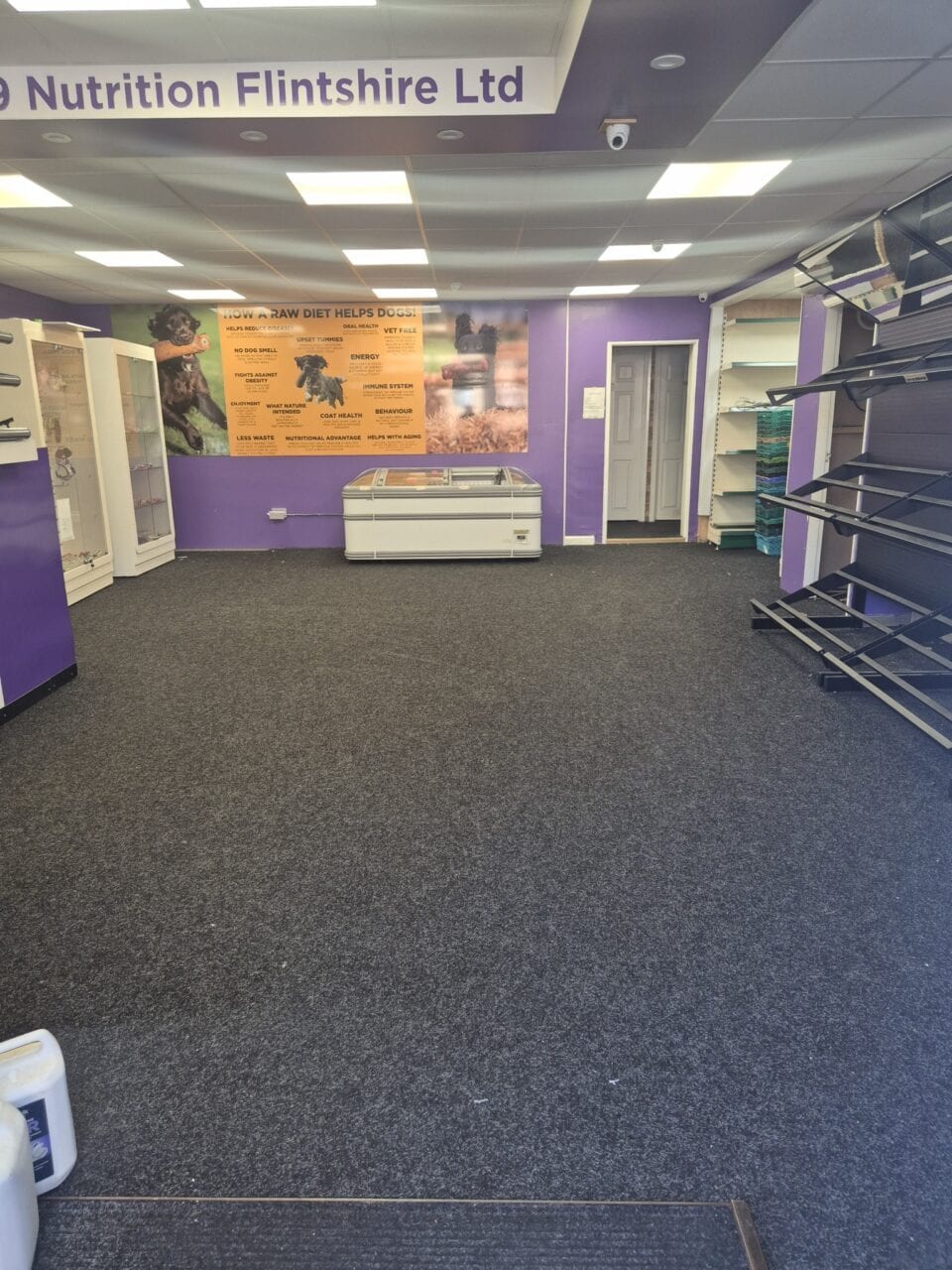 Market Square, Flint to rent Interior Photo- Image 1 of 4