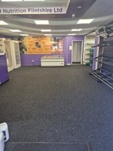 Market Square, Flint to rent Interior Photo- Image 1 of 4
