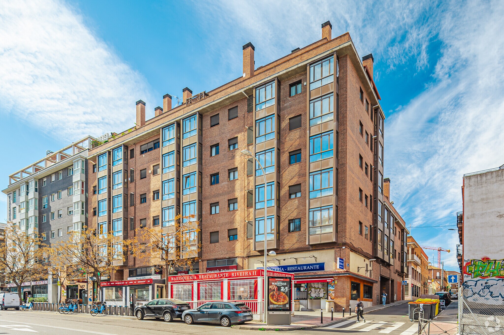 Retail in Madrid, Madrid to rent Primary Photo- Image 1 of 3