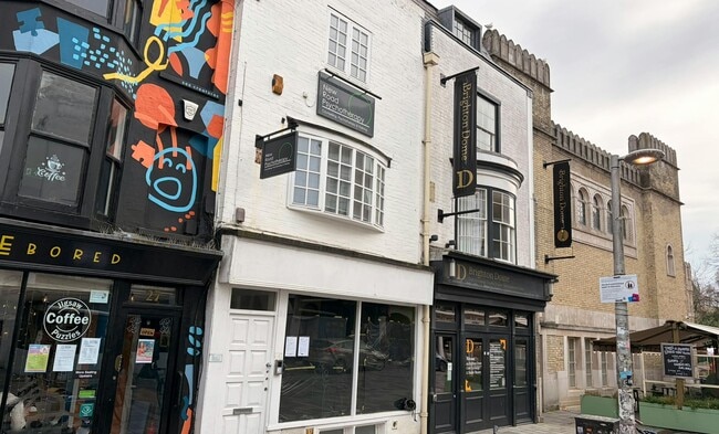More details for 28 New Rd, Brighton - Retail to Rent