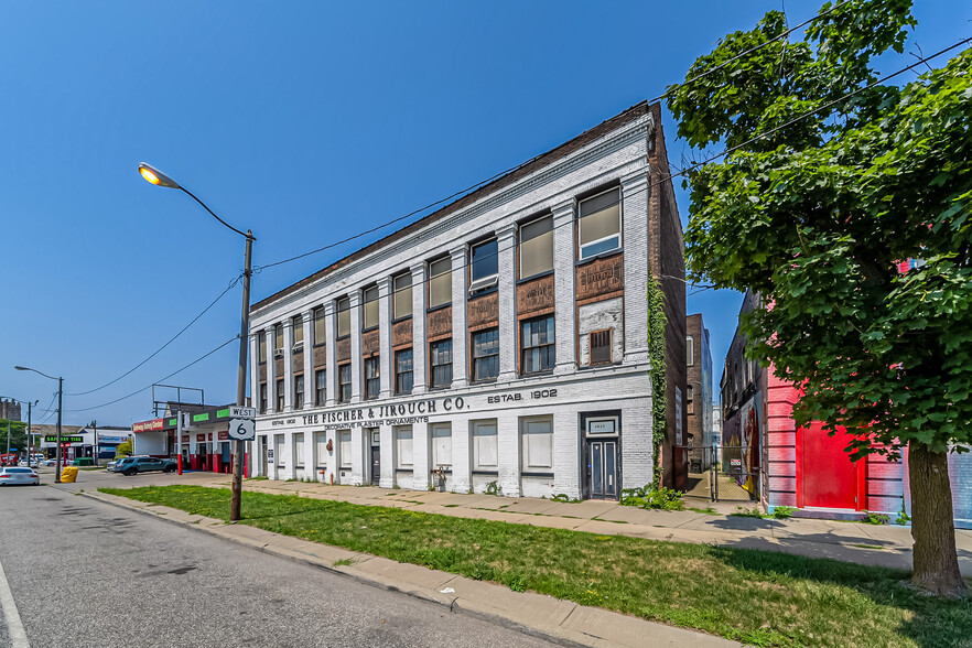 4821-4823 Superior Ave, Cleveland, OH for sale - Building Photo - Image 2 of 19