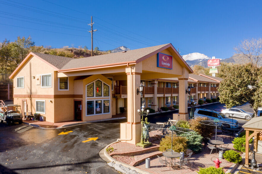 103-107 Manitou Ave, Manitou Springs, CO for sale - Building Photo - Image 1 of 1