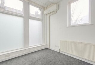 Belmont Wharf, Skipton to rent Interior Photo- Image 1 of 2