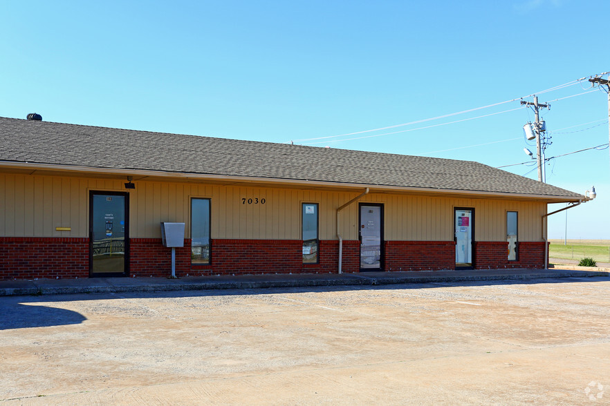 7030 W Wilshire Blvd, Oklahoma City, OK for rent - Building Photo - Image 2 of 65