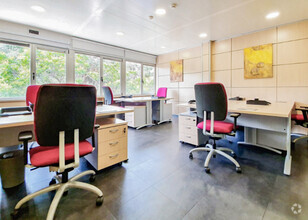 Coworking Space in Madrid, MAD for rent Interior Photo- Image 1 of 4