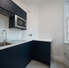 11 Kingsmead Sq, Bath for rent Interior Photo- Image 2 of 3