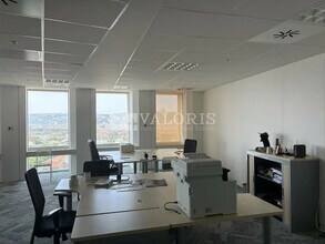 Office in Lyon to rent Interior Photo- Image 1 of 22
