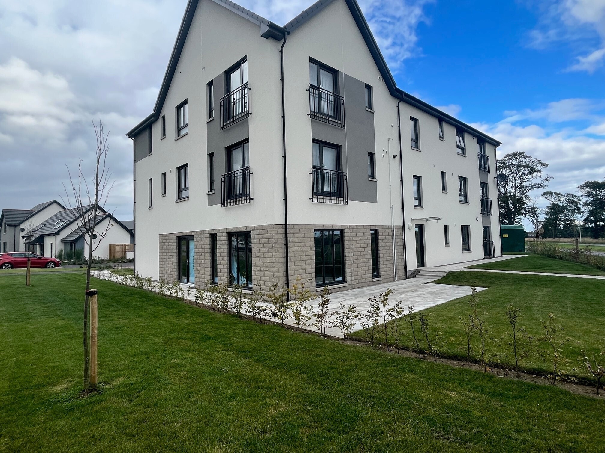 17 Jasmine Dr, Elgin for sale Building Photo- Image 1 of 6