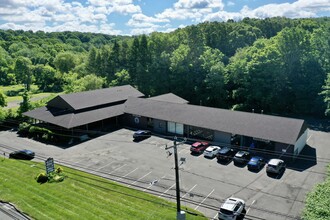 117 Mount Pleasant Rd, Newtown, CT for rent Building Photo- Image 1 of 5