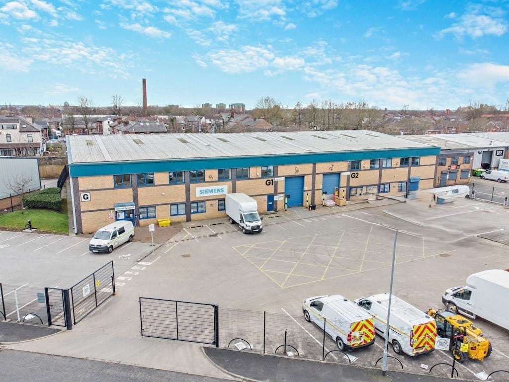Lynwell Rd, Manchester to rent Building Photo- Image 1 of 5