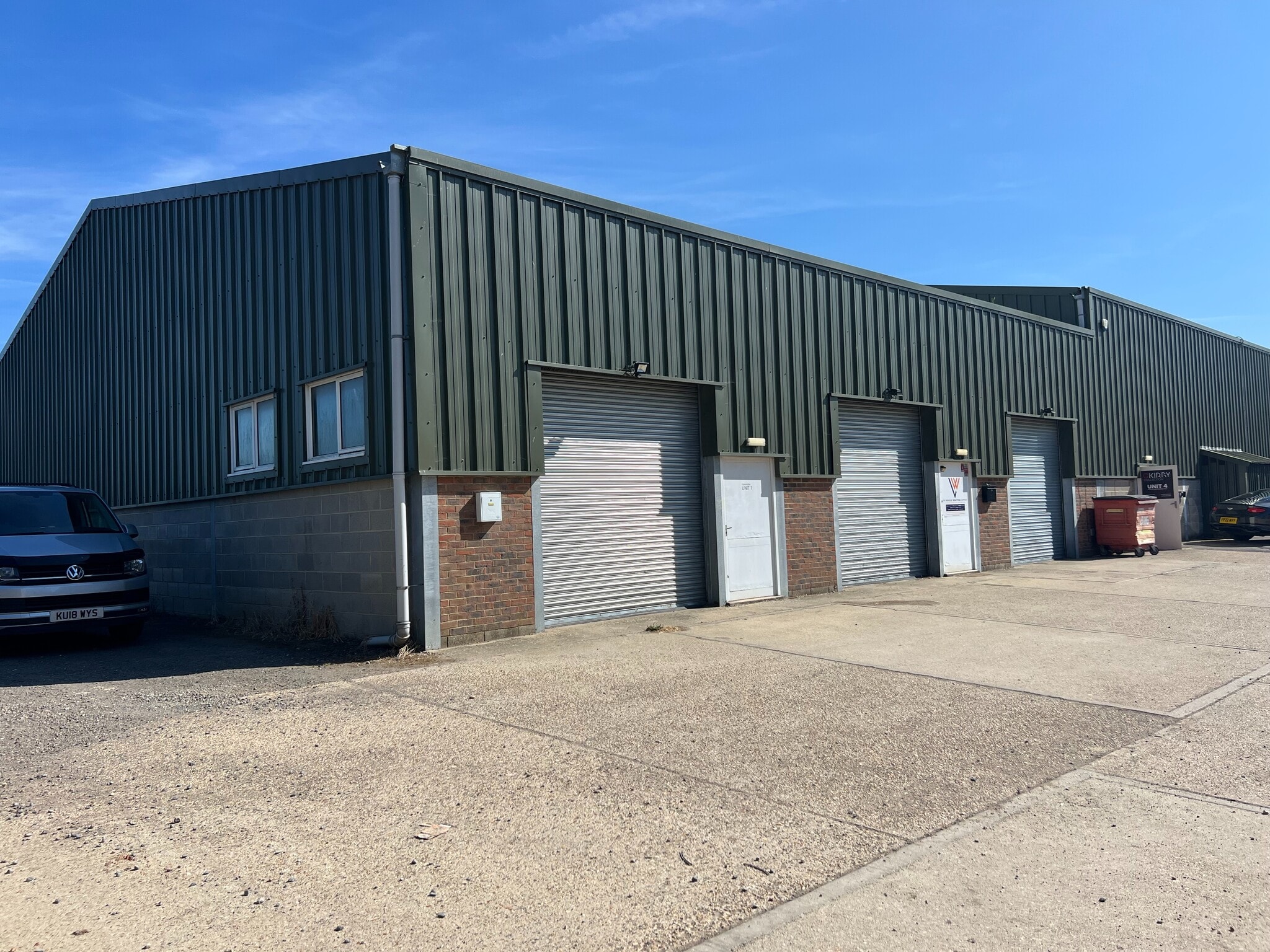 Units 2 & 3 Eastlands Park Farm, Warninglid Ln, Horsham to rent Building Photo- Image 1 of 8