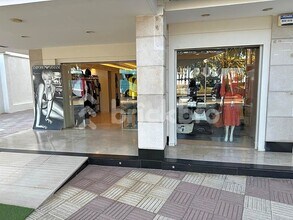 Retail in Salou, Tarragona to rent Interior Photo- Image 1 of 16