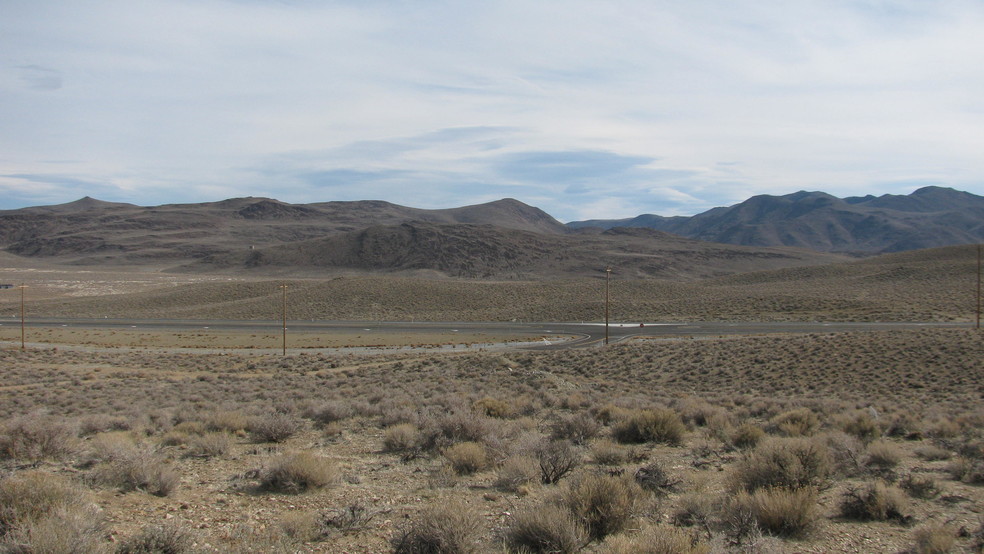 Zuni and Whichita Rd, Stagecoach, NV for sale - Primary Photo - Image 2 of 7