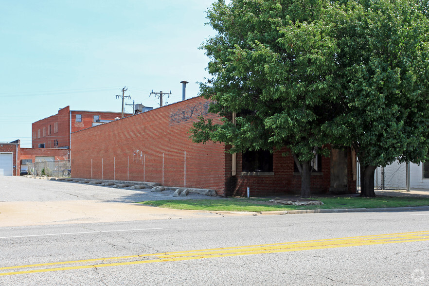 815 W Sheridan Ave, Oklahoma City, OK for sale - Building Photo - Image 2 of 2