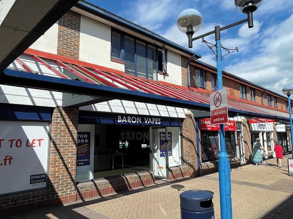 The Broadway, Thatcham to rent Building Photo- Image 1 of 8
