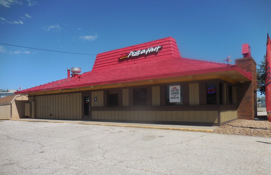 1460 N 3rd St, Laramie, WY for sale - Primary Photo - Image 1 of 3