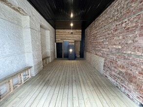15 Honey St, Bodmin to rent Interior Photo- Image 2 of 4